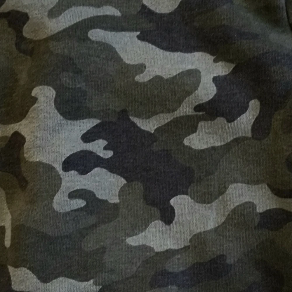 Old Navy Kids Zip Camoflauge Sherpa Lined Hoodie - 5T